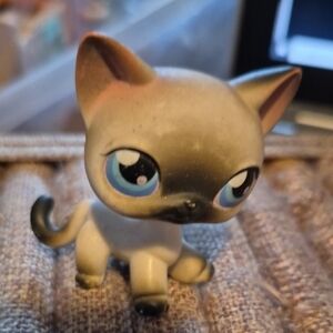 AUTHENTIC Littlest Pet Shop #5 Siamese Cat Black w/ Blue Eyes- RARE-